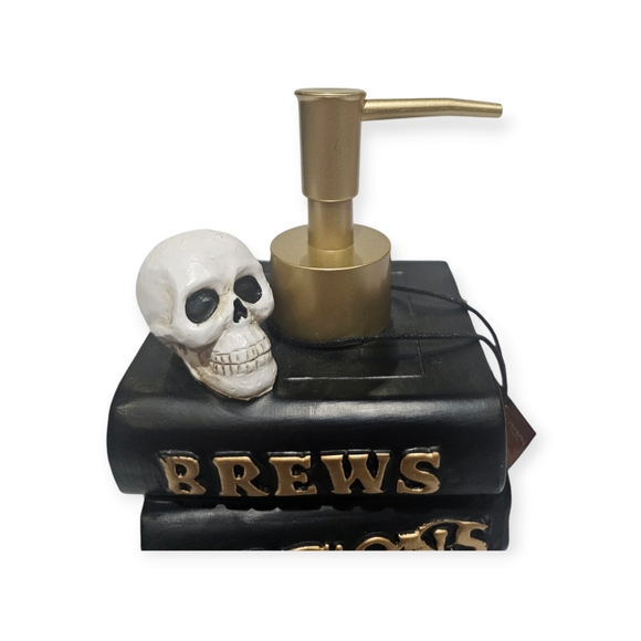 Decorative Halloween SKULL BREWS POTIONS SPELLS Books Soap Lotion Pump Dispenser - Picture 4 of 6
